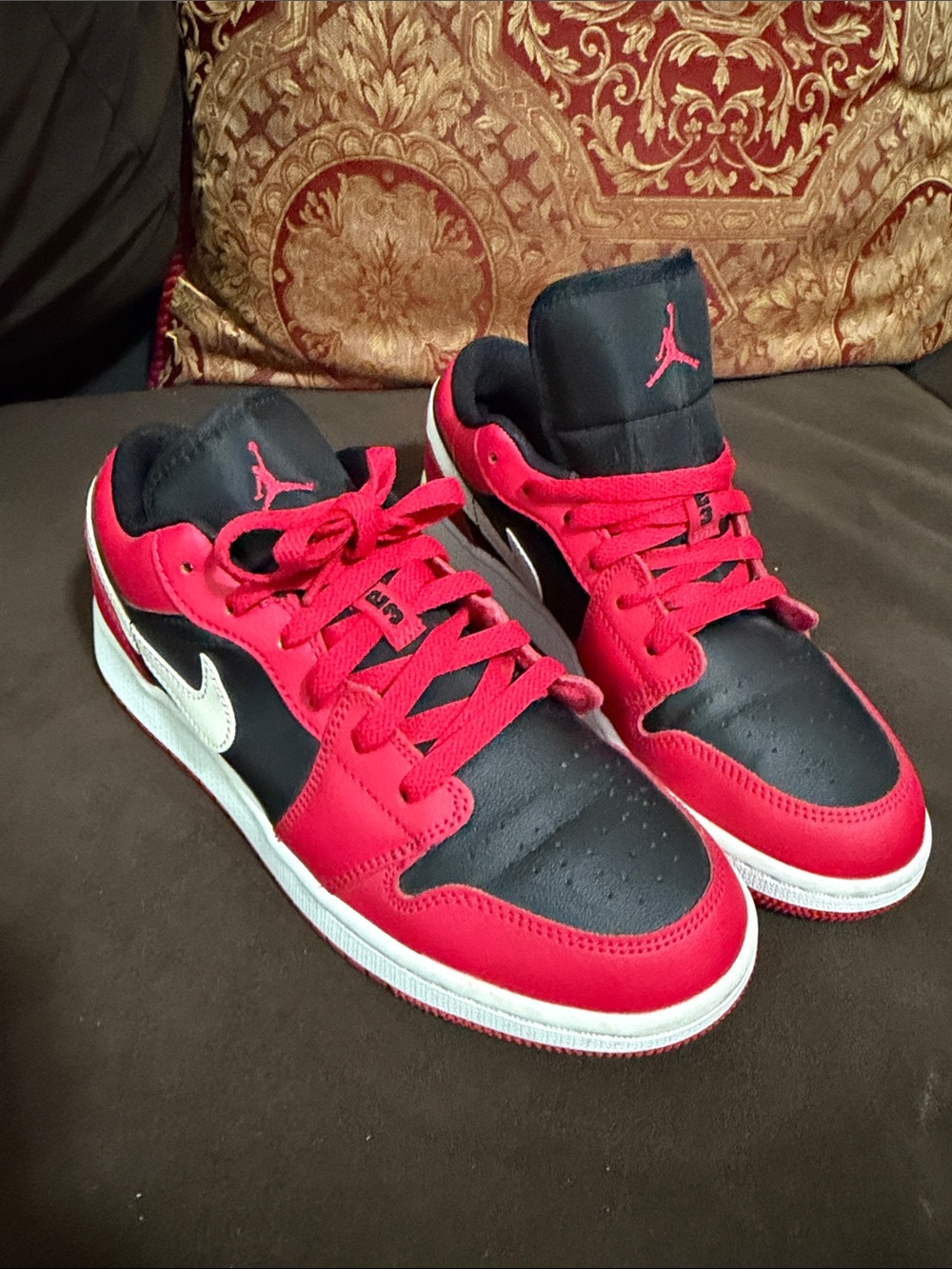 Air Jordan Low Top Sneakers - Black & Red